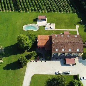 Farm stay Ae Cavane
